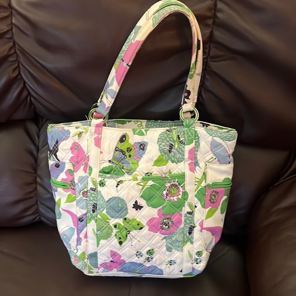 Vera Bradley Handbags - VERA BRADLEY SATEEN ALICIA HANDBAG PURSE‎ - LTD ED Flowers and Butterflies